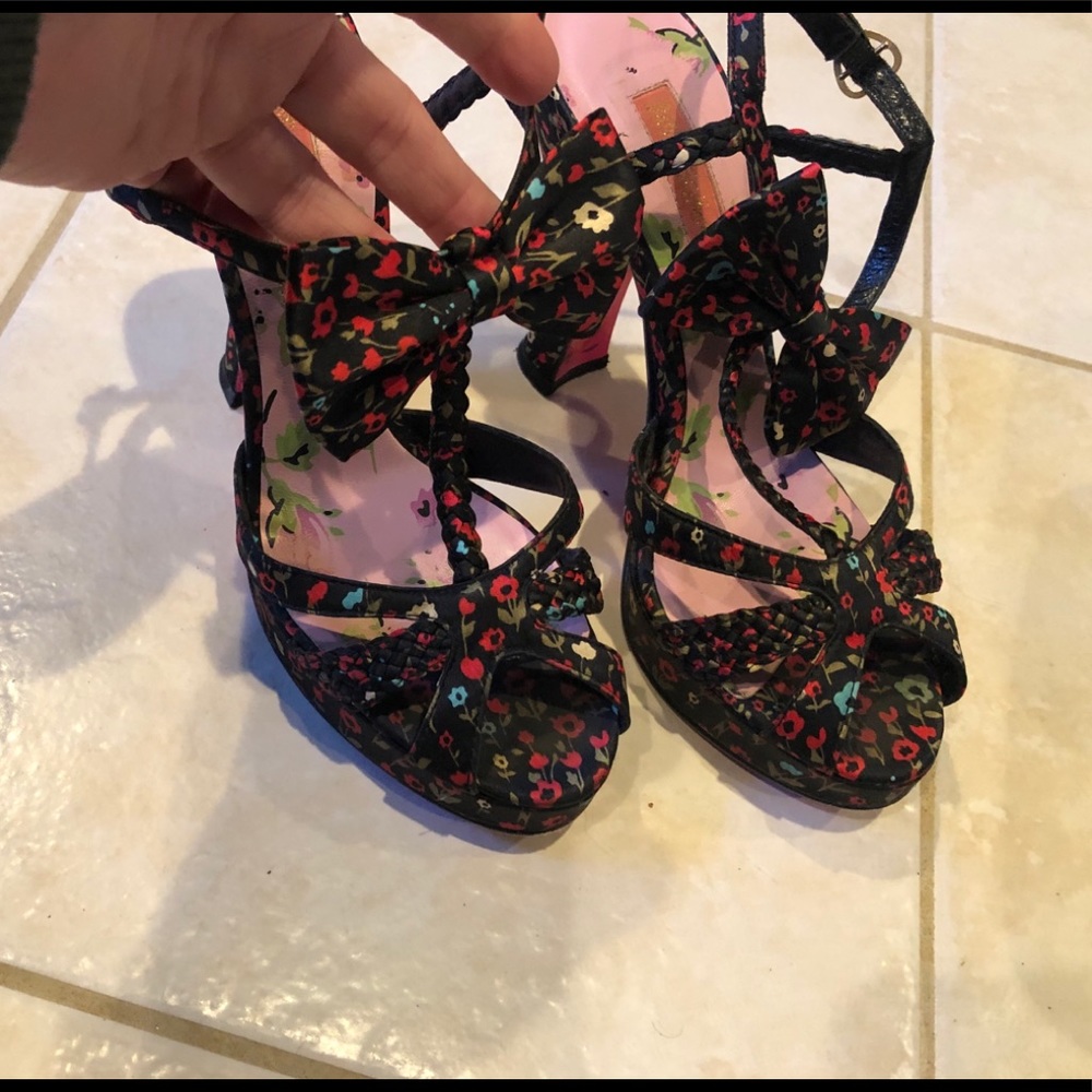 Betsey Johnson floral t-strap sandal w/ bow detail